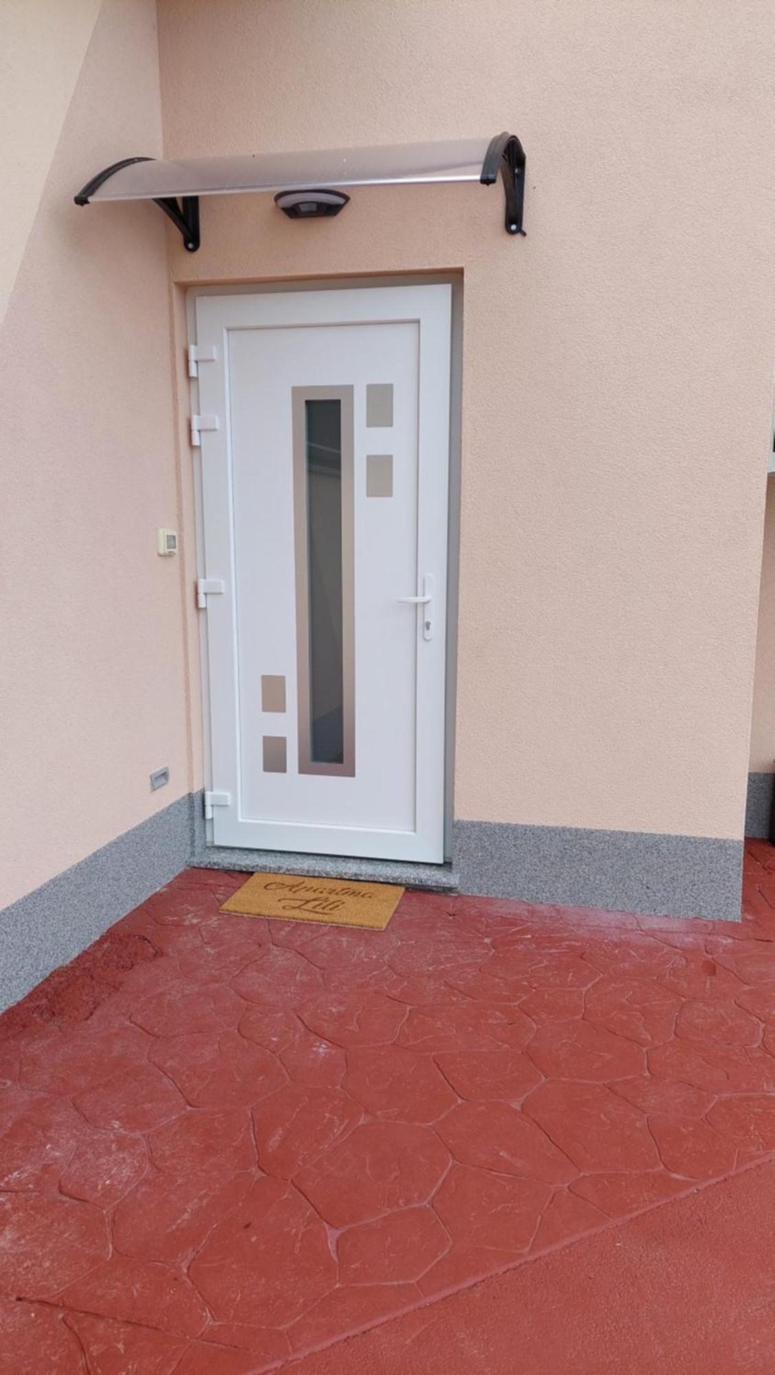Apartma Lili Izola Kültér fotó